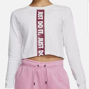 Nike long sleeve crop tee
